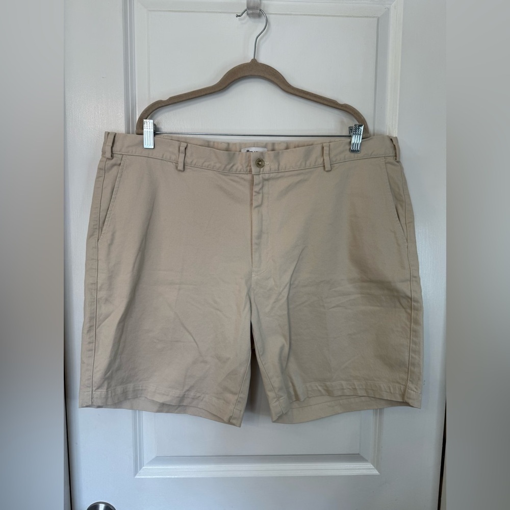 Peter Millar Men’s Khaki Pilot Twill Shorts - Size 42